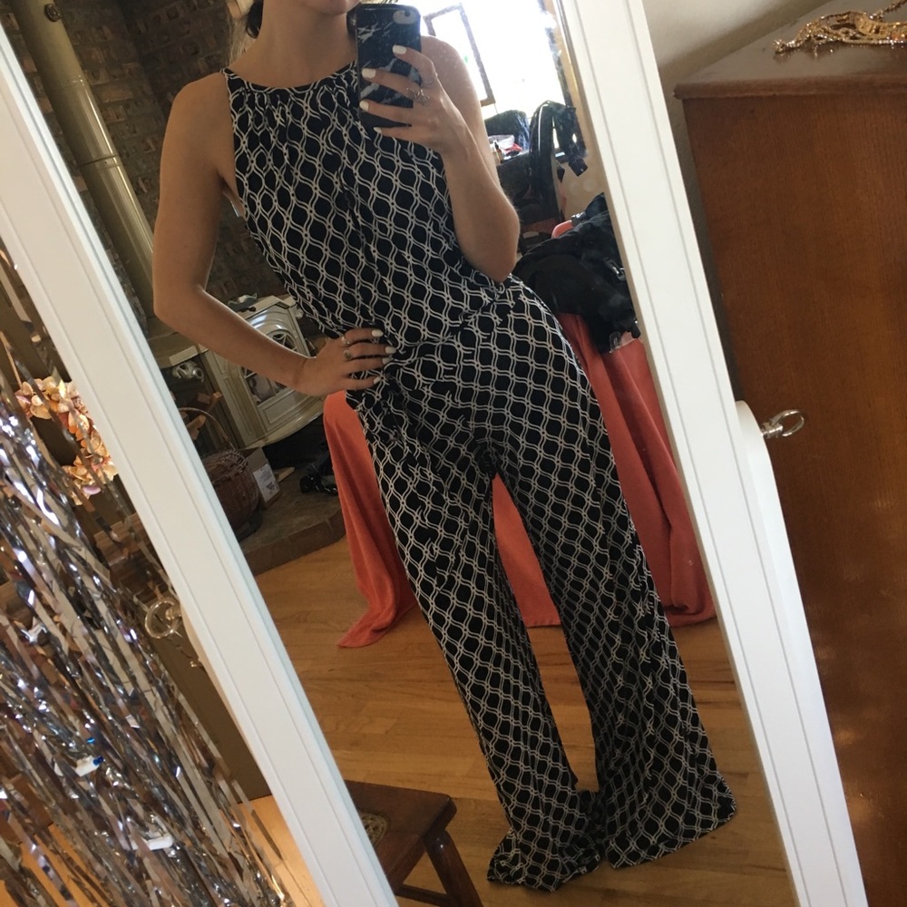 White House black market jumpsuit! Size XS